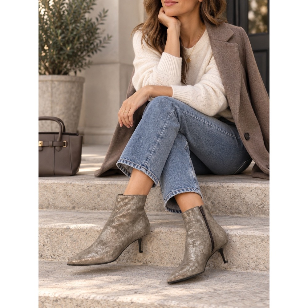 Cordani Metallic Taupe Leather Pointed Toe Kitten Heel Ankle Boots 39 Italy